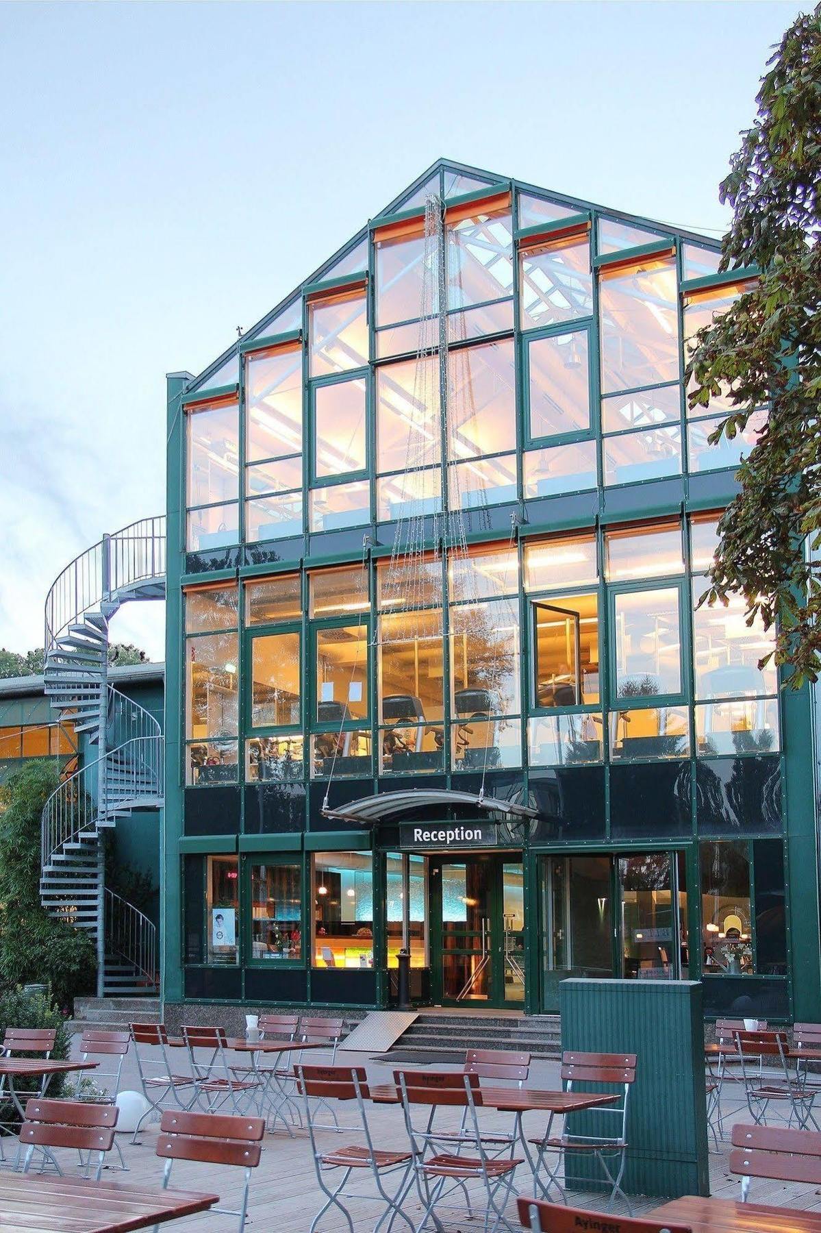 Scheck Hotel 4*